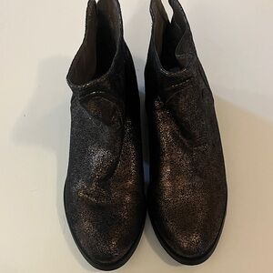 Not Rated Metallic gold/brown Ankle Boots size 10